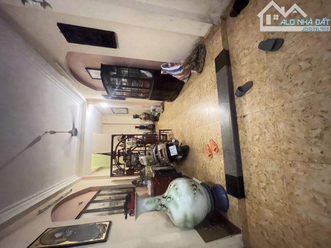 🏡 NHÀ ĐẸP – Hào Nam-Đống Đa HN-SỔ ĐỎ CHÍNH CHỦ – Ở NGAY- Giá: Nhỉnh 8 Tỷ. 📍 Vị trí siêu - 1