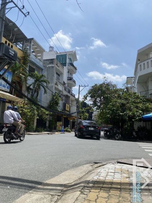 Bán gấp vị trí vip kinh doanh buôn bán sát Nguyễn thị thập - 1