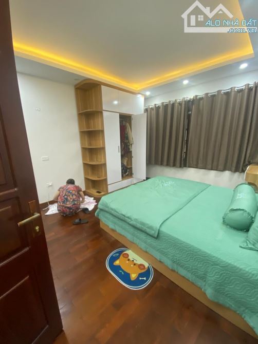 Bán nhà 2 thoáng Nguyễn Đức Cảnh, sổ phân lô, full nội thất 45m2 * 5T - 1