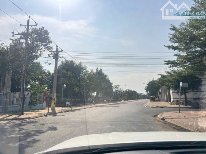 Góc 3 mặt tiền VIP- Bán 633m2 góc 3 mặt tiền Tôn Đức Thắng trung tâm thành phố Phan Thiết - 1