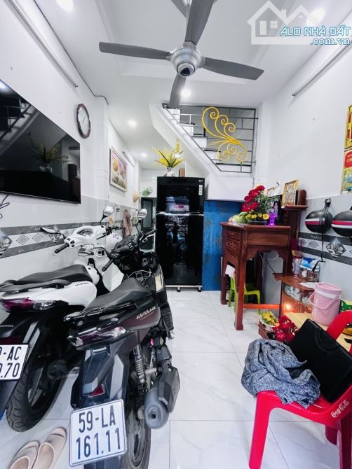 B.ÁN N.HÀ (Q8) BÌNH ĐÔNG - DT38m2  - N.HÀ MỚI HOÀN CÔNG ĐỦ - NHỈNH 2TỈ..😜 - 1