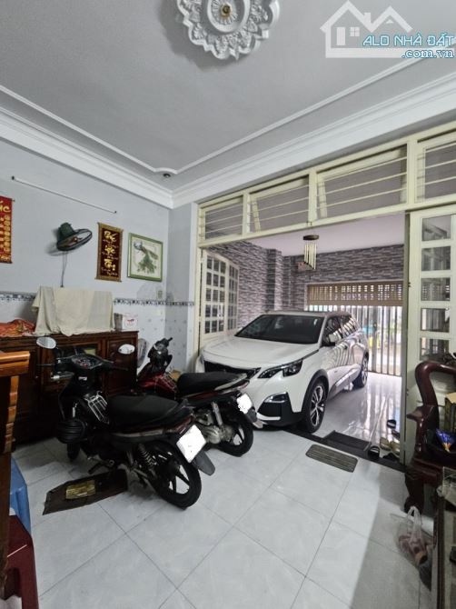 BÁN NHÀ GIÁ 8,3 TỎI, 128M2, 3 TẦNG MT ĐƯỜNG HT06, Q12. - 1