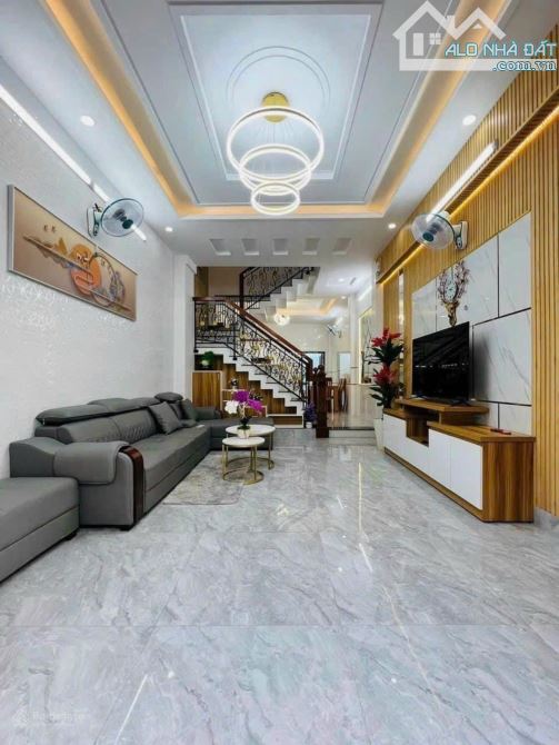 BÁN NHÀ 3 TẦNG VỊ TRÍ ĐẸP NGAY ĐỒNG NAI,P15,QUẬN 10-GIÁ:5TỶ560/62,5M2(5x12,5)-SHR - 1