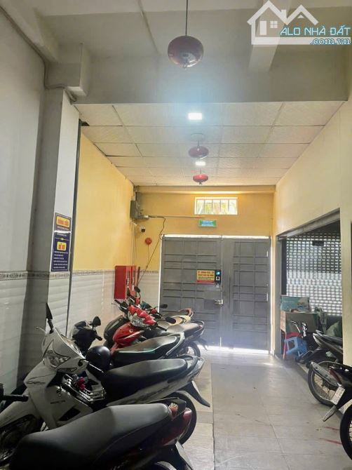Bán nhà mặt tiền 5 tầng 24phòng 166m2 đường số 9 tăng nhơn phú b chỉ 14 tỷ 200 - 1