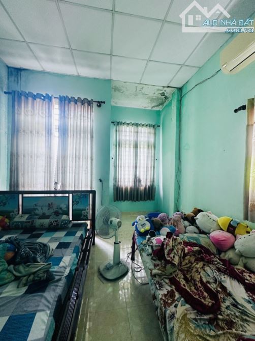 Bán Nhà Mặt Tiền Đông Thạnh 3-2. 110m2, 2 tầng BTCT ngang khủng 9,5m, Đường 10m Thông Tứ T - 1