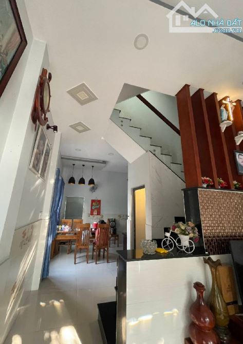 NHÀ 3 TẦNG ĐẸP XUÂN THỚI SƠN – HÓC MÔN | 110M2 | HẺM XE HƠI – GẦN NGUYỄN THỊ THỬ | GIÁ CHỈ - 1