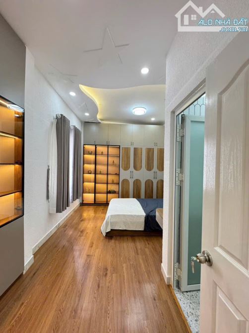 CẦU GIẤY – 68M² – NHỈNH 15 TỶ – VỊ TRÍ ĐẮC ĐỊA – PHÁP LÝ CHUẨN - 1