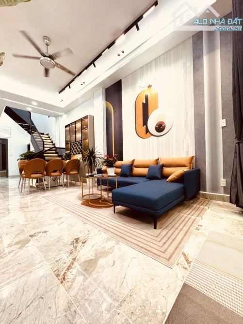 BÁN NHÀ 2 TẦNG HẺM XE HƠI 8M - HƯƠNG LỘ 2 - 64M2 - GIÁ CHỈ 5.45 TỶ - 1