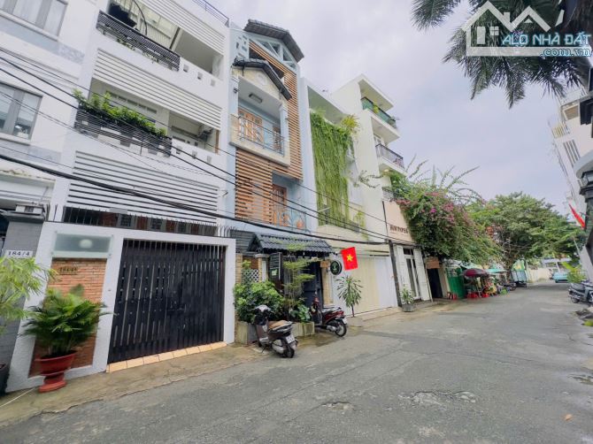 Cần bán nhà hẻm đẹp Lê Văn Sỹ, Phú Nhuận. 4m5 x 15m. 5 Lầu Thang máy. Giá 19,5 Tỷ - 1