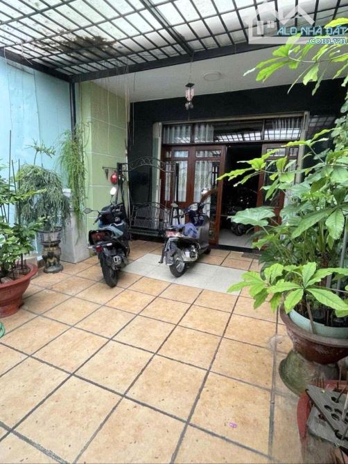 Bán Nhà 3 Tầng Mặt Tiền Đường D3, Phường 25, Quận Bình Thạnh – Sổ Hồng Riêng - 1
