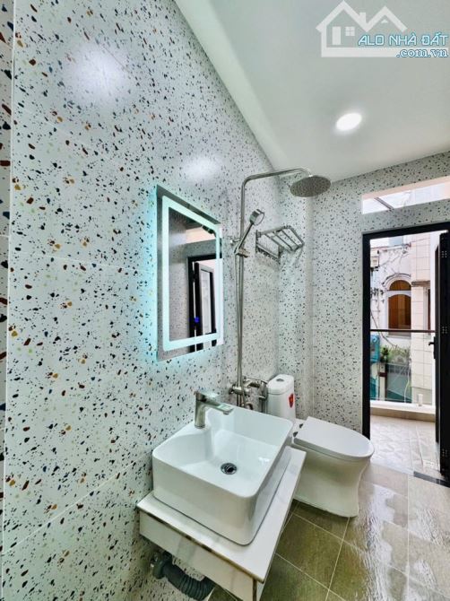 BÁN NHÀ BÙI ĐÌNH TÚY - SÁT MẶT TIỀN - CẠNH KHU D NGUYỄN GIA TRÍ - 4PN ĐỦ NỘI THẤT - 1
