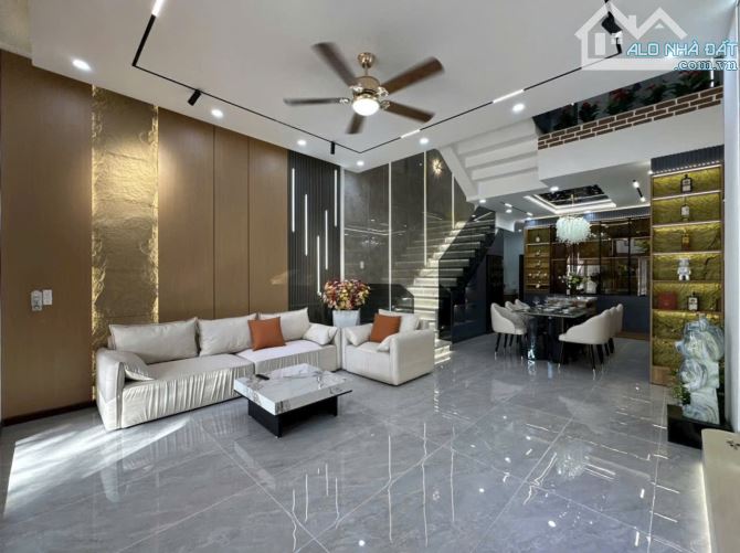 ♨️NHÀ 3 TẦNG ĐƯỜNG HOÀNG HIỆP, HÒA XUÂN – NGAY CÔNG VIÊN, FULL NỘI THẤT SANG TRỌNG! GIÁ SI - 1