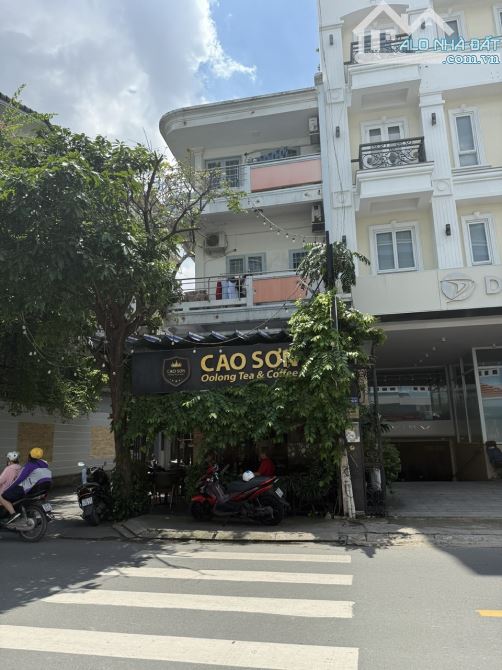 Góc 2MT Nguyễn Trọng Tuyển, Phú Nhuận - DT: 5.3 X 26 - 3 Tầng - HĐT: 50 Tr/Th - 25 tỷ - 1