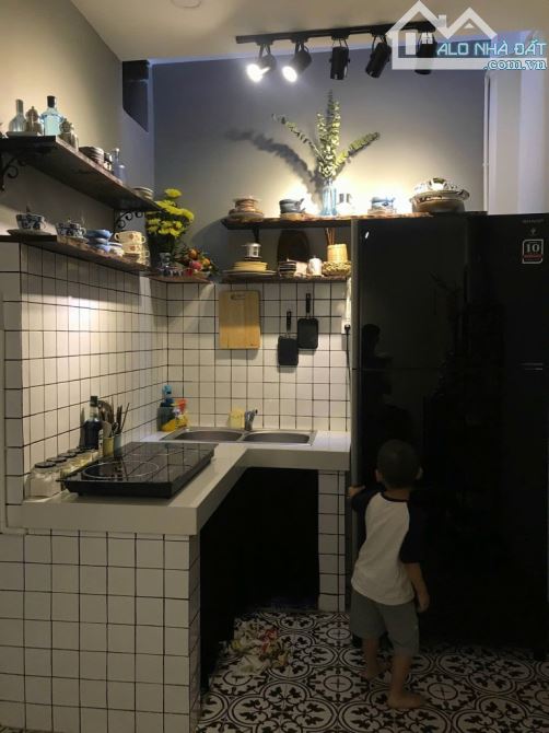Bán nhà Hồng Lạc, hẻm ba gác, DTSD 40m2 nhỉnh 2 tỷ - 1
