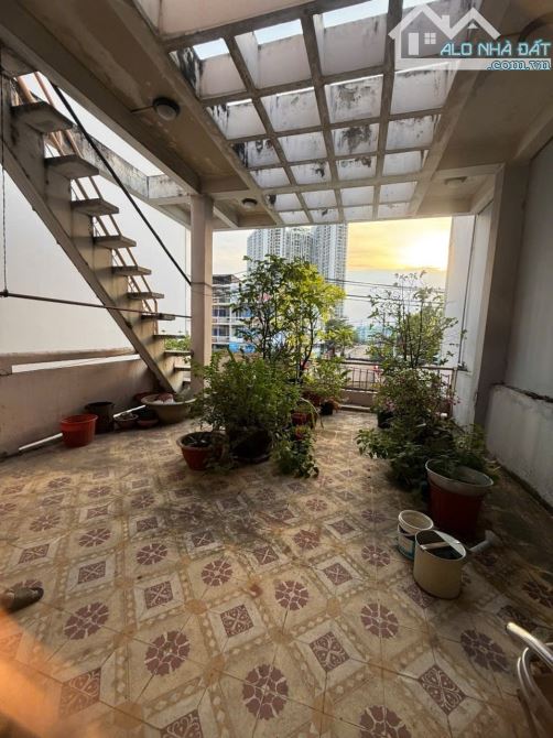 Bán nhà mặt tiền Quốc Lộ 50, Quận 8, 110m2, 4 tầng, 4PN. - 1