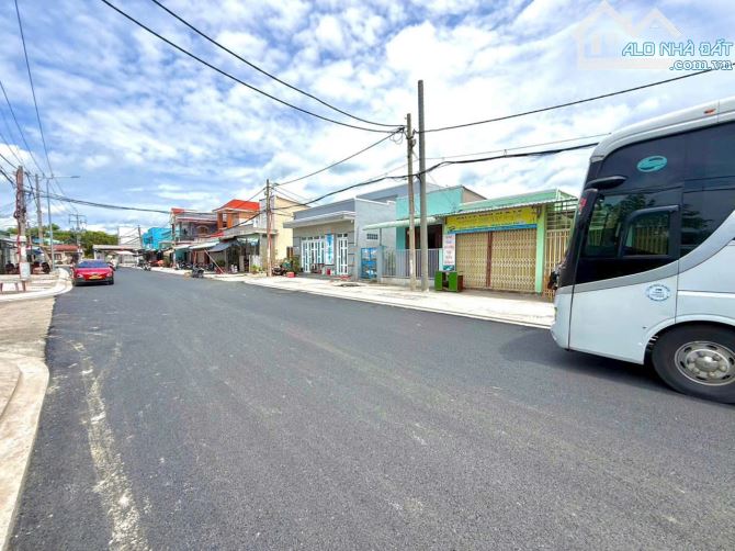 Mặt tiền đường Lê Trọng Mân trị trấn cần thạnh cần giờ - 1