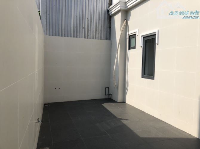 Cho thuê biệt thự quận Thủ Đức . HXT đường 19 ,sau lưng Gigamall P Hiệp Binh - 1