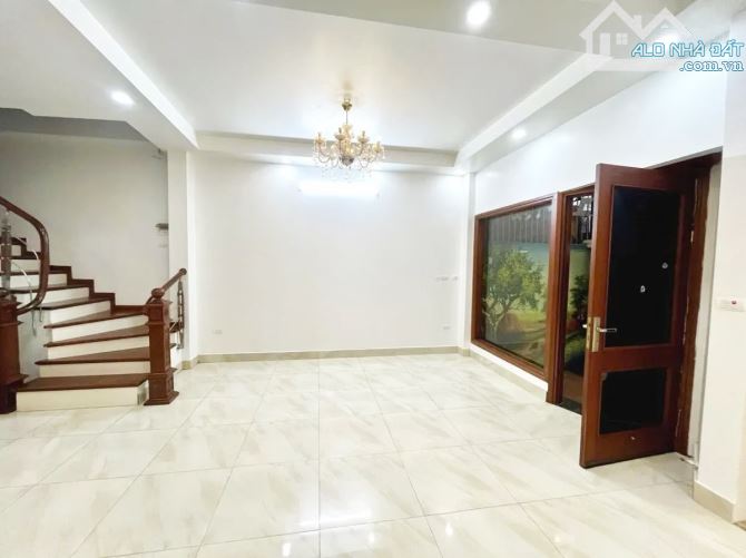 Bán Nhà Phố Xã Đàn, Đống Đa, 65m2, 4 Tầng, MT 6m, Ô Tô Sát Nhà, 10.x Tỷ - 1