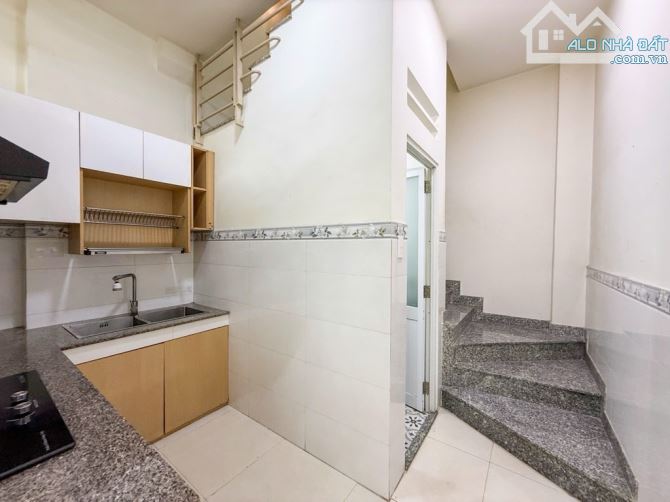Bán nhà gần MT Phan Văn Trị P Bình Lợi Trung TP HCM 4 tầng 32m nhỉnh 5 tỷ - 1
