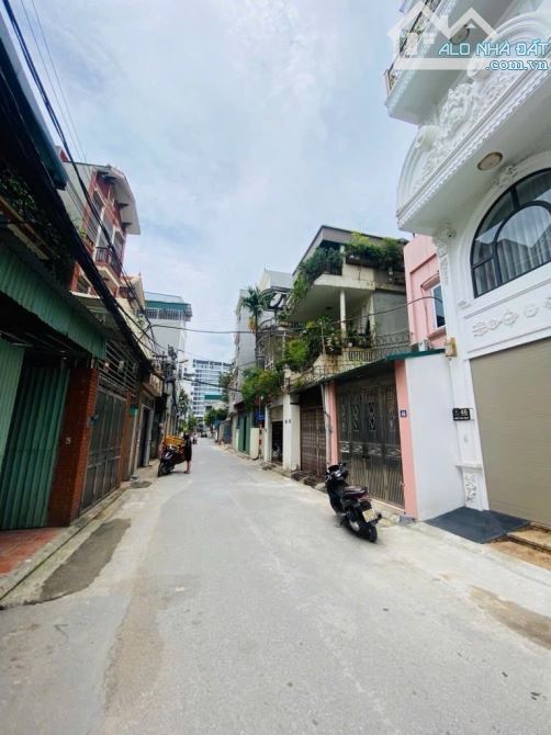 BÁN NHÀ PHÚC ĐỒNG 63M - MT4,5M - NGÕ Ô TÔ- NHỈNH 13 TỶ - 1