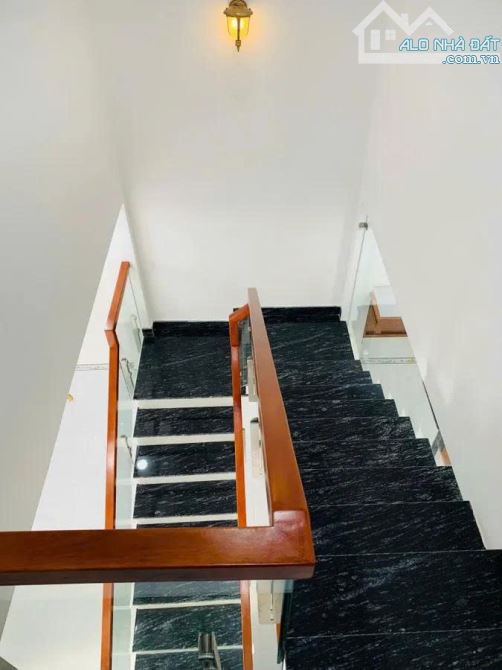 TÂN PHÚ –TÂN KỲ TÂN QUÝ- NHÀ 2 TẦNG BTCT – HẺM XE TẢI THÔNG –(4.5 × 11.8m)- 4 TỶ 9 TL - 1