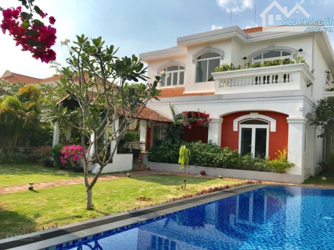 Biệt thự sân vườn - hồ bơi 813m2 Thảo Điền , chỉ 120 Tỷ - MẶt Tiền Nguyễn Ư Dĩ Quận 2 - 1