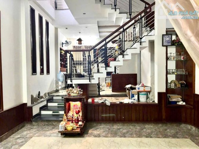 Ô TÔ ĐẬU NGAY NHÀ - ĐI BỘ RA QUẢNG TRƯỜNG 2 THÁNG 9- TỐNG PHƯỚC PHỔ- HÒA CƯỜNG BẮC - 1