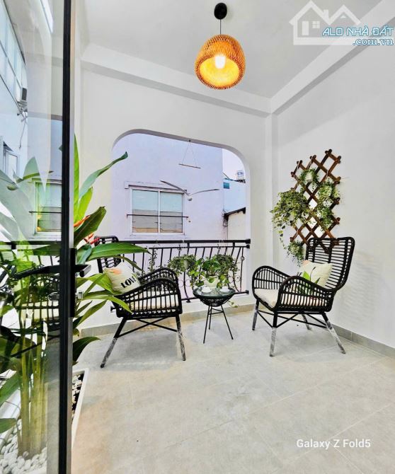 CẦN BÁN MẶT TIỀN CAO BÁ NHẠ QUẬN 1 (8.2X18M) NỞ HẬU 8.8M HDT 160TR/T GIÁ CHỈ 64 TỶ TL - 1