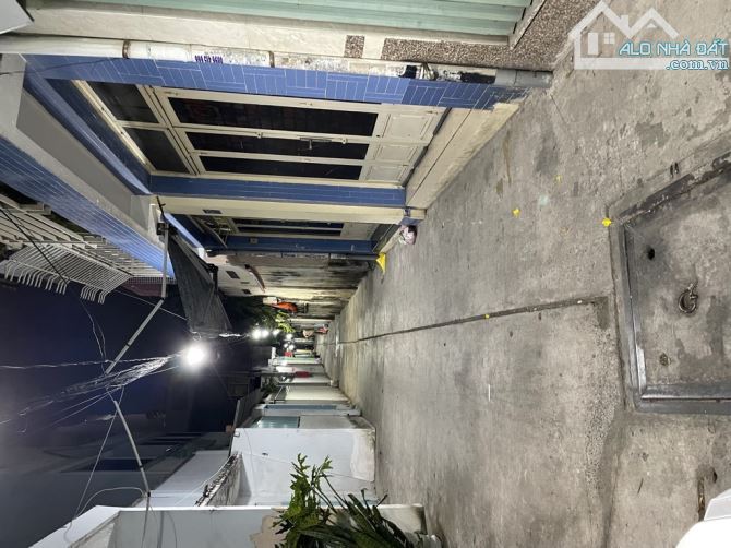 Đón đầu tuyến Metro, Cách Mạng Tháng 8- 55m2 ngang 6.5m – gần mặt tiền- có dòng tiền - 1