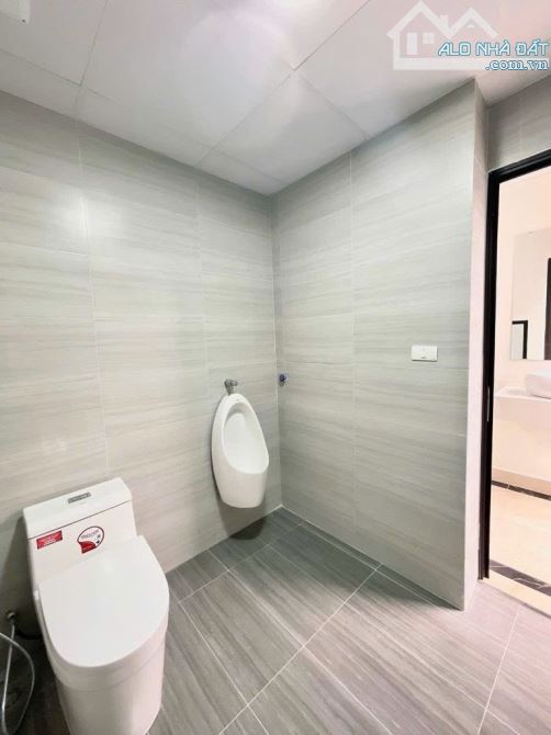 TÒA NHÀ MẶT PHỐ ĐÊ LA THÀNH 88M2, 86.5 TỶ - VIEW HỒ NGỌC KHÁNH, DÒNG TIỀN 180TR/THÁNG - 1