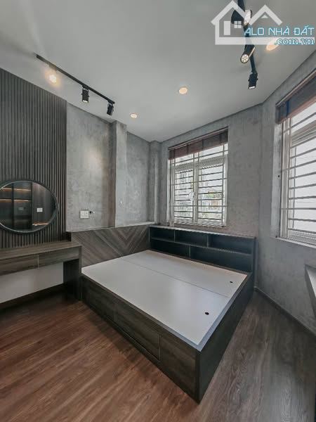 NHÀ ĐẸP NGUYỄN VĂN ĐẬU – P5 BÌNH THẠNH – 50M² – 4 TẦNG  – HẺM 6M Ô TÔ  – FULL NỘI THẤT - 1