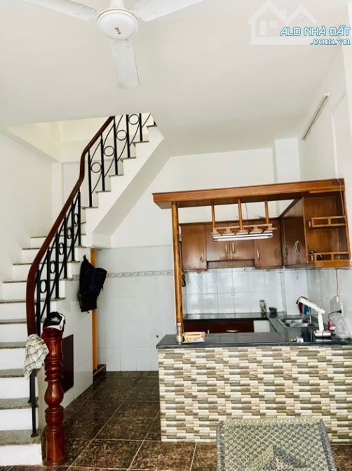 Bán nhà 3 tầng đẹp 26m² (3.5x7.5), Âu Cơ, gần Lạc Long Quân, Bình Thới, chỉ hơn 4 tỷ - 1
