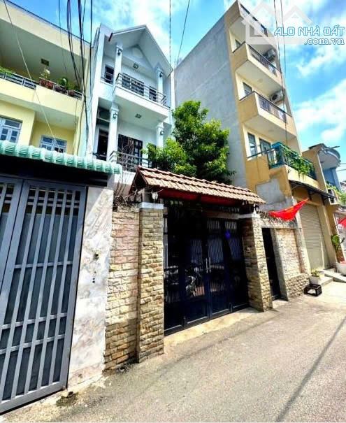 BÁN ĐẤT TẶNG NHÀ 3 TẦNG 1/ hẻm xe hơi Phan Huy Ích - Phường 12, DT: 5.5 x20m, Nhỉnh 8 tỷ - 1