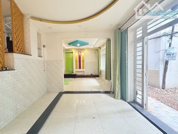 NGUYỄN GIA TRÍ – NGANG 9M – 72M² – CÁCH HẺM XE HƠI 2 NHÀ – THÔNG TỨ TUNG – CHỈ 7.5 TỶ - 1