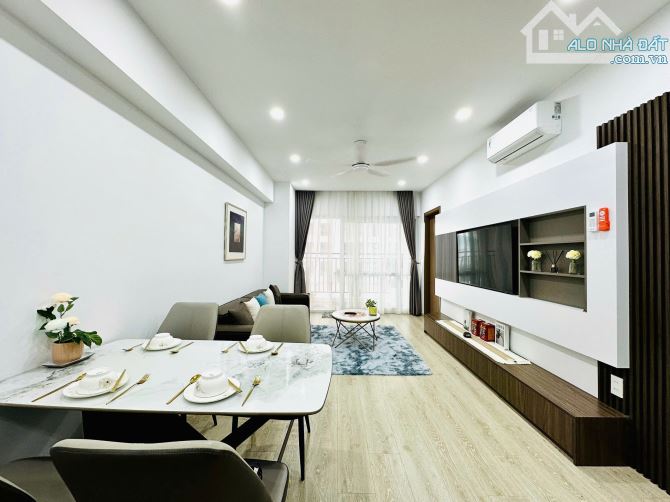 Chính chủ Cần bán căn hộ Mường Thanh Viễn Triều view phố núi - 1