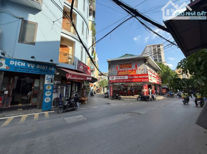 Bán nhà ngõ 259 Yên Hòa quận Cầu Giấy - Sổ  33m2 - 5 tầng - MT 5,9m - Giá chỉ 10 tỷ - 1