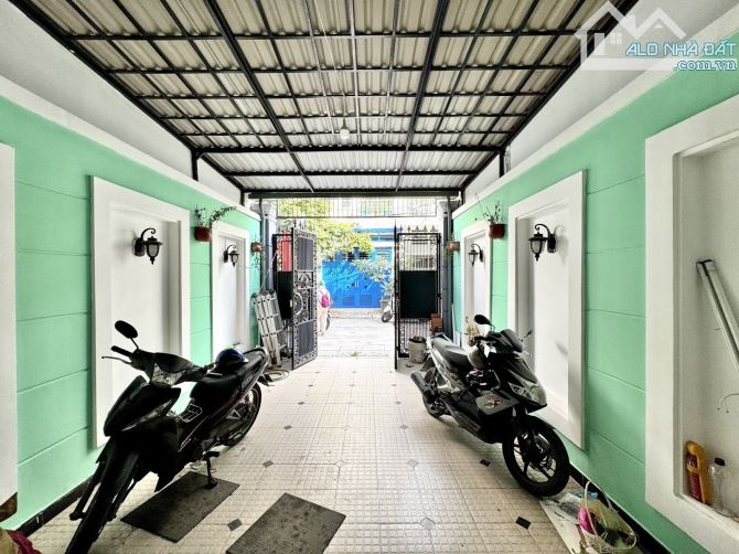 Bán nhà Phú Nhuận - 85m2 - 4 tầng - hẻm nhựa 8m kinh doanh - ô tô quay đầu - 1