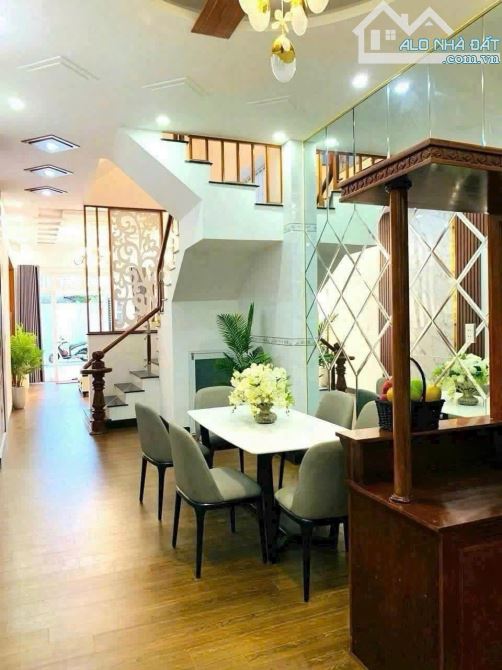 BÁN NHÀ MẶT TIỀN TÚ XƯƠNG, P4, VŨNG TÀU, 103M2 THỔ CƯ, 1 TRỆT 3 LẦU, GIÁ CHỈ 9,5 TỶ TL - 1