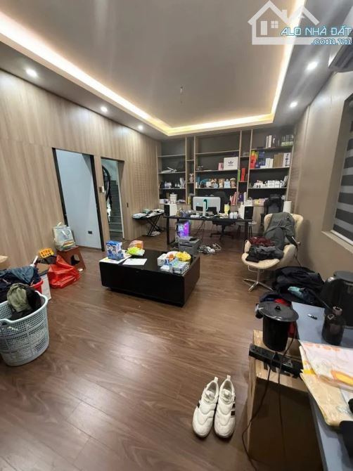 Bán nhà Tô Vĩnh Diện Thanh Xuân 88m 5T MT 7.7m 22.5 tỷ lô góc ô tô đỗ cửa - 1