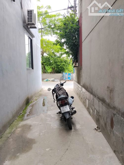 nhà C4 Trường Lâm - Việt Hưng: 66m MT5,5m Ô TÔ vài bước ra phố nhỉnh 8 tỷ - 1