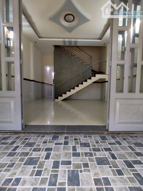 GẤP NGANG 5M - HẺM XE TẢI - Ô TÔ NGỦ TRONG NHÀ - BÌNH TÂN GIÁP TÂN PHÚ - 70M² - 1