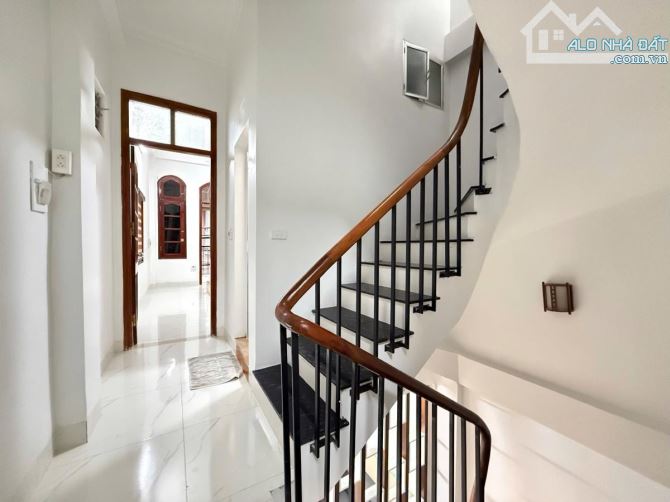 CẦU GIẤY – TRUNG TÂM SẦM UẤT – OTO VÀO NHÀ – LÔ GÓC 3 THOÁNG – 42M² – 4 TẦNG – 15,6 TỶ - 1