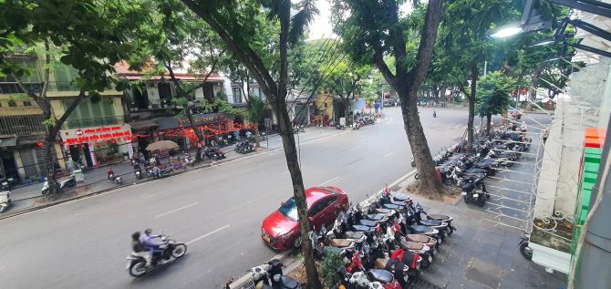 Mặt phố Bà Triệu Hoàn Kiếm 105m 5T 180 tỷ vỉa hè kinh doanh đỉnh - 1