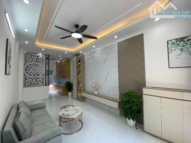 HIẾM, OTO đậu cửa, Bát Khối - Long Biên 40M x 5T giá nhỉnh 6 Tỷ - 1