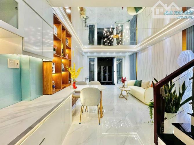 N.HÀ 5 TẦNG KIÊN CỐ, GẦN LÊ VĂN THỌ, HẺM BA GÁC, SHR, NHỈNH 5 T.Y TL - 1