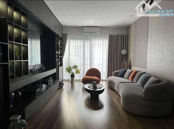 Cắt lỗ 900tr Bán nhà Trần Khánh Dư - Quận 1 Giá 5tỷ630/60m2 SỔ HỒNG RIÊNG - 1