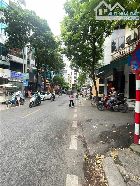 💥Siêu phẩm mặt phố Vương Thừa Vũ - Lô góc, vỉa hè rộng, đang kinh doanh cafe cực đông💥 - 1
