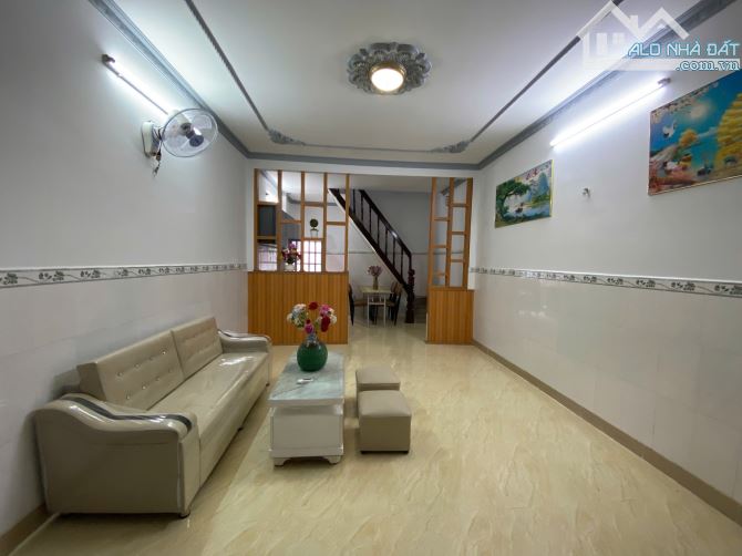 🏠 Ngay ngã 3 đông quang hẻm 4m nhà 2MT full nội thất, nhà đẹp dọn vào ở ngay, nhỉnh 3tỷ - 1