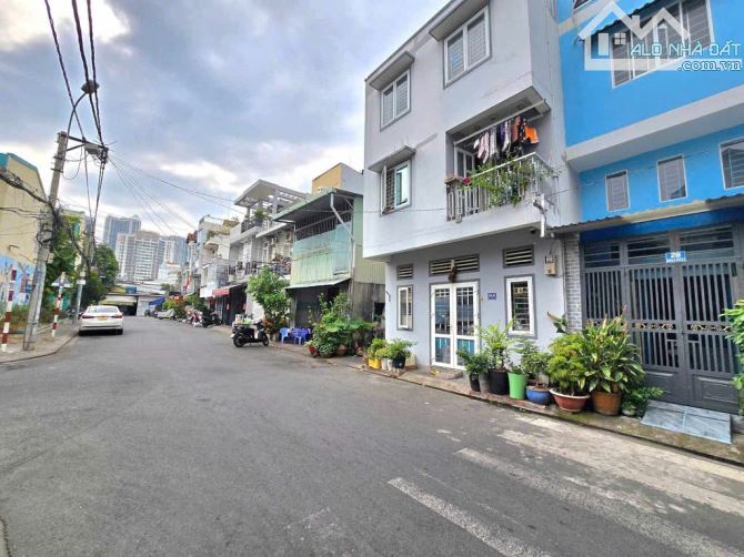 NHÀ ĐẸP GIÁ TỐT - ĐƯỜNG SỐ 15, QUẬN 7- 7 TỶ 3 - 1