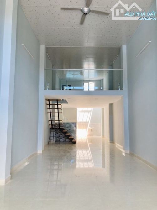 Ô TÔ QUAY ĐẦU - NHÀ MỚI KENG - 84M2 - 1